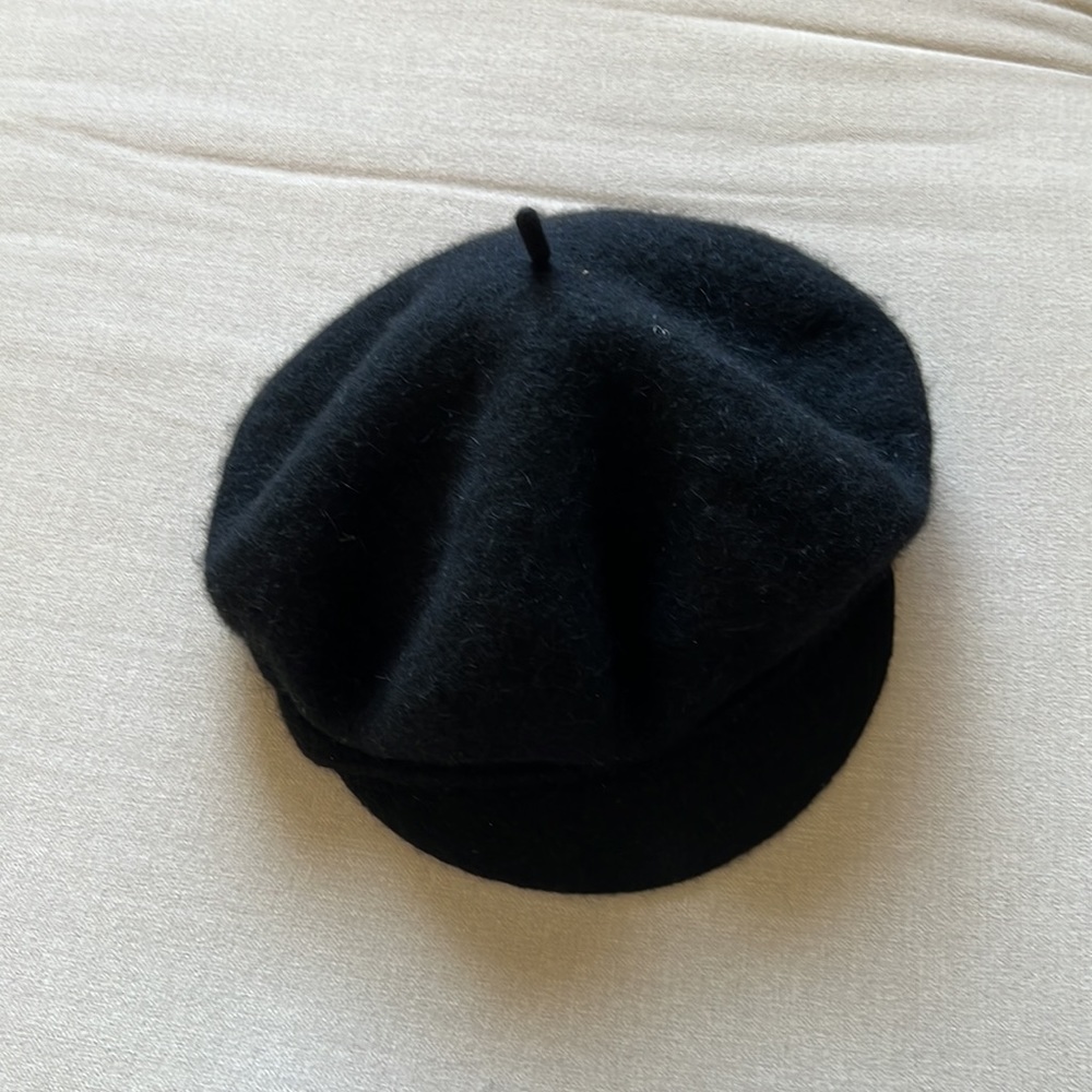Accessorize Hat - Picture 2 of 5